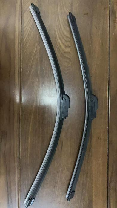 Boneless car wipers